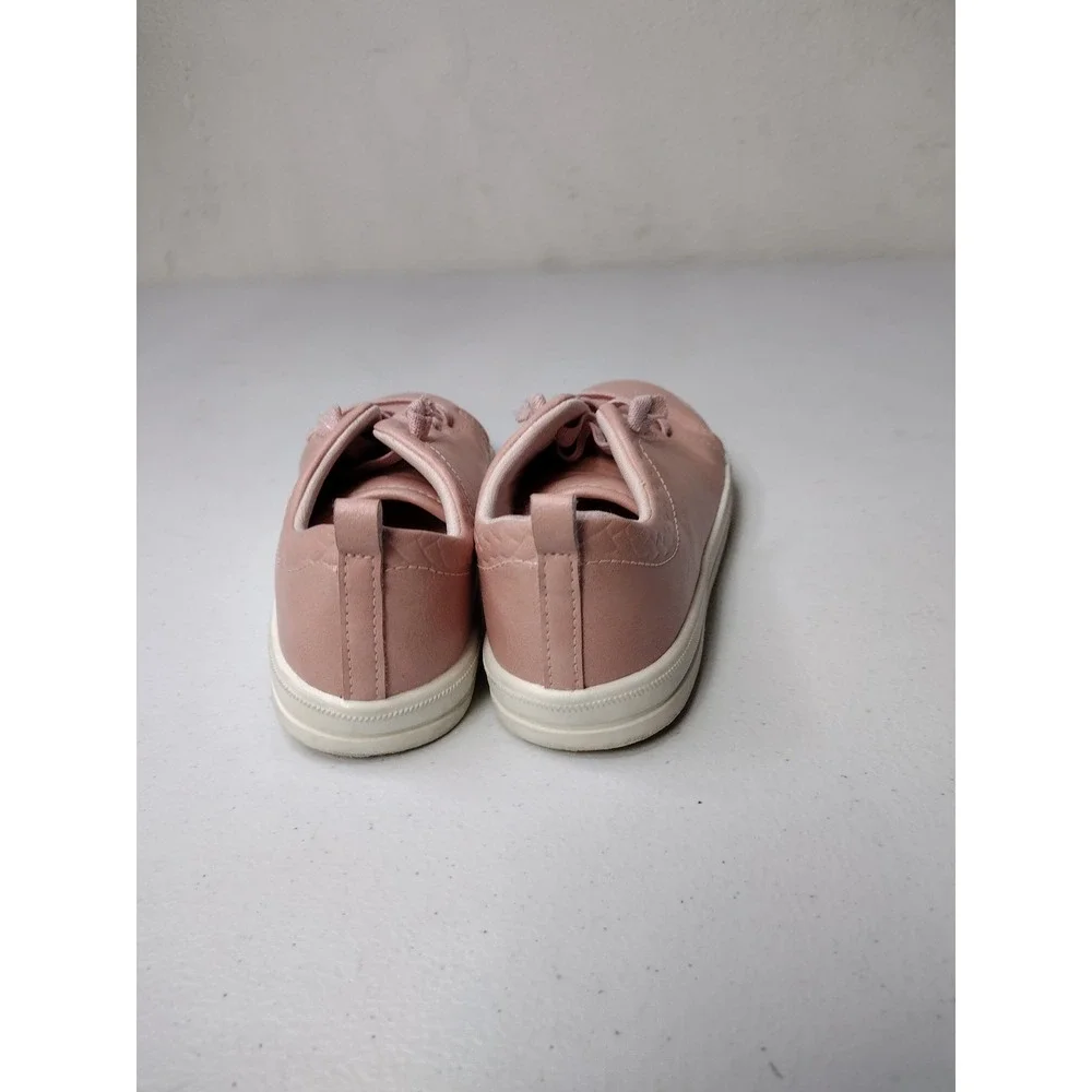 OshKosh B'gosh Girls Pink Faux Leather Slip On Sneakers Size 13M Braided Detail